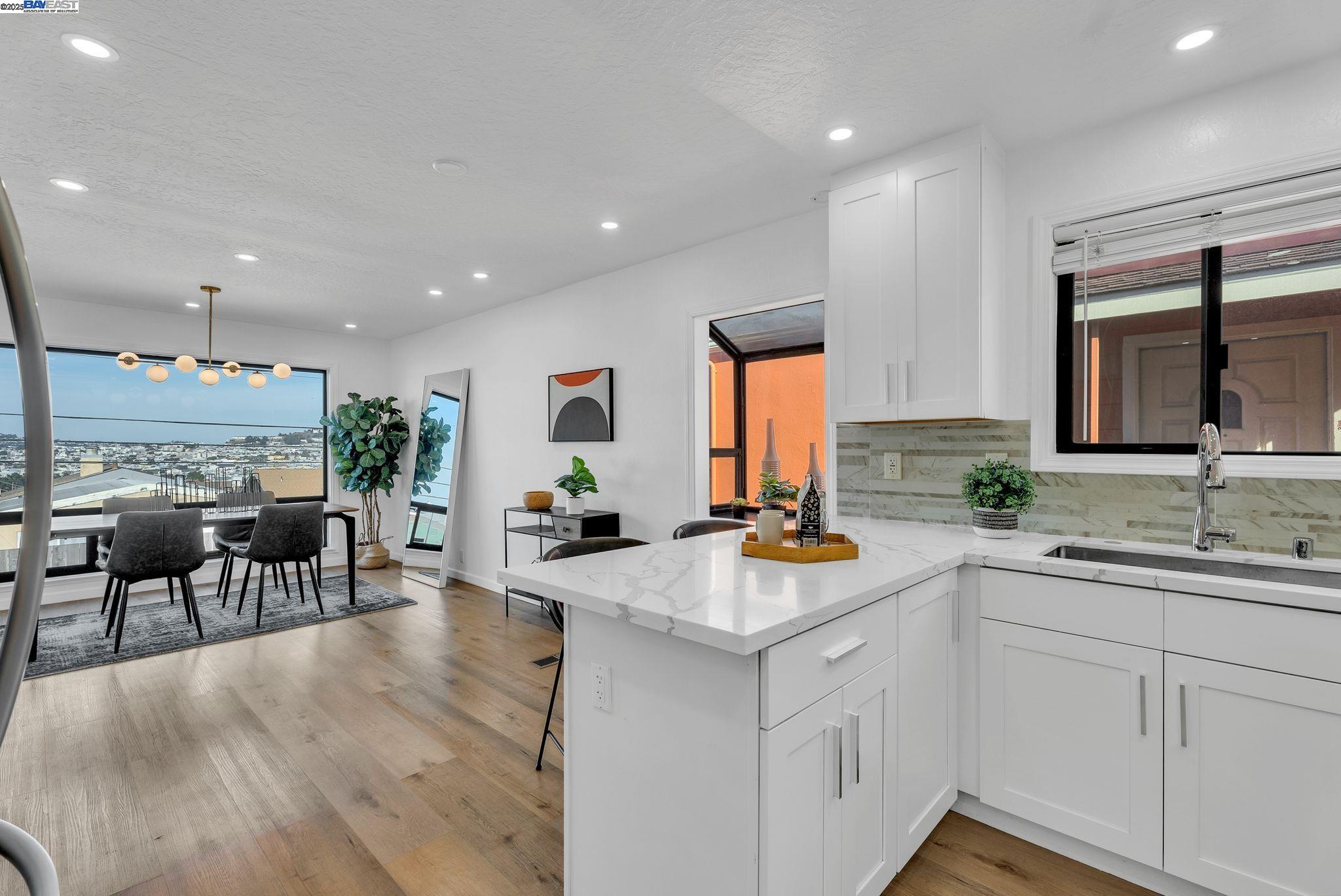 246 Alta Loma Ave