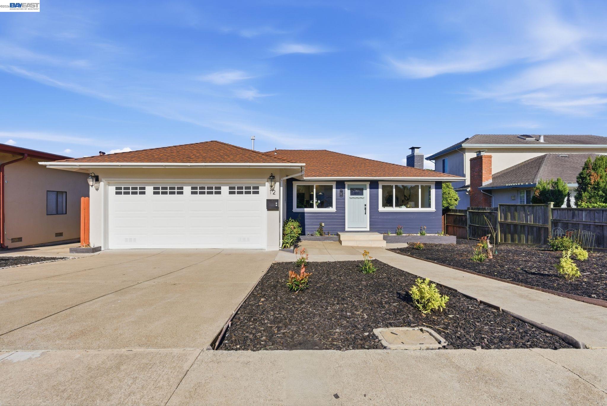 12 Jacinto Lane