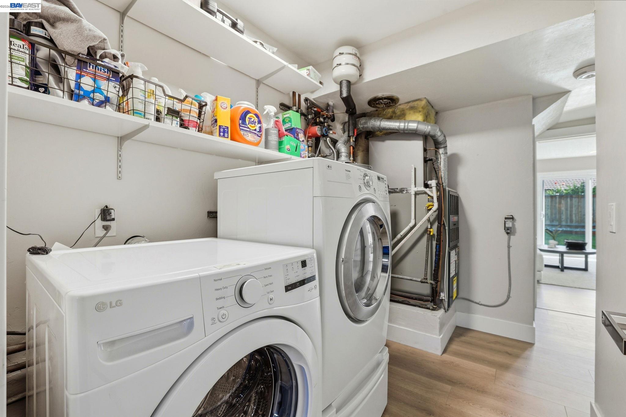 338 Avenida Nogales