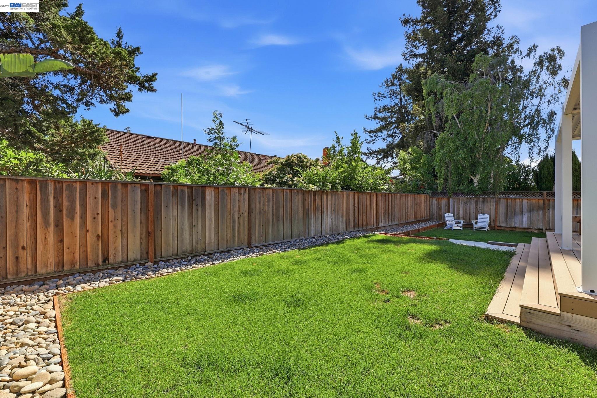 338 Avenida Nogales