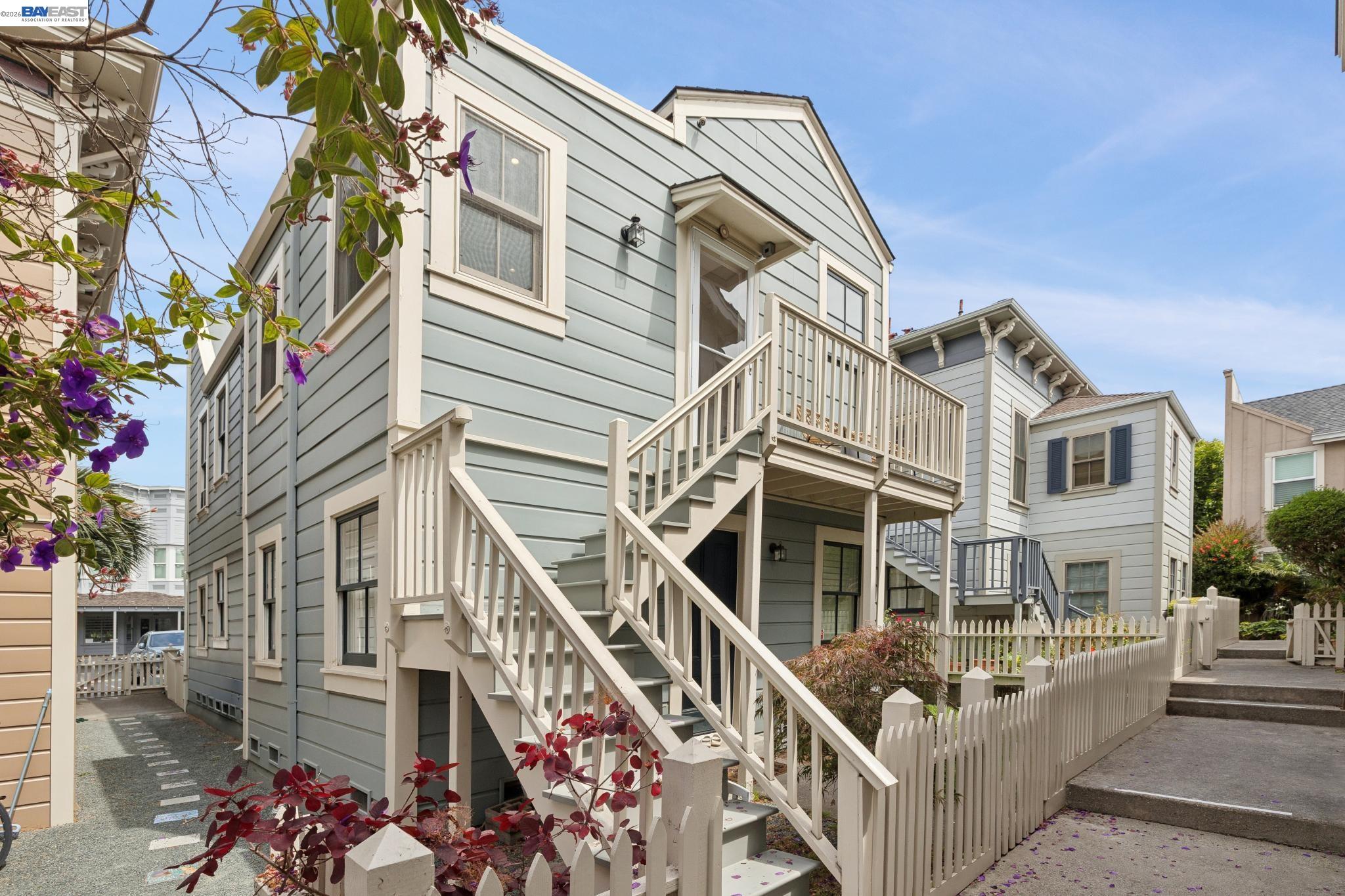 800 Delaware Street # 1020