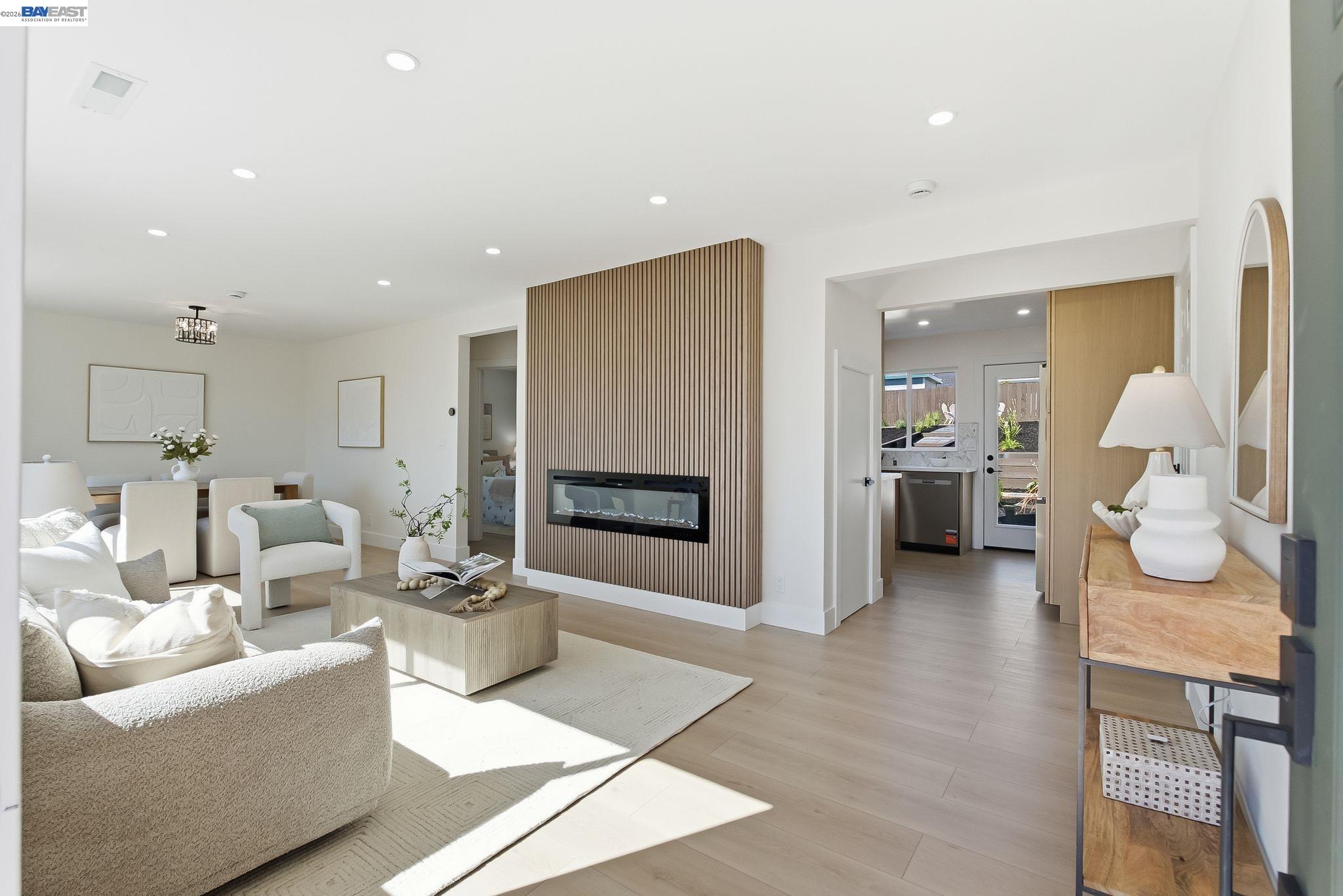 483 Heathcliff Dr