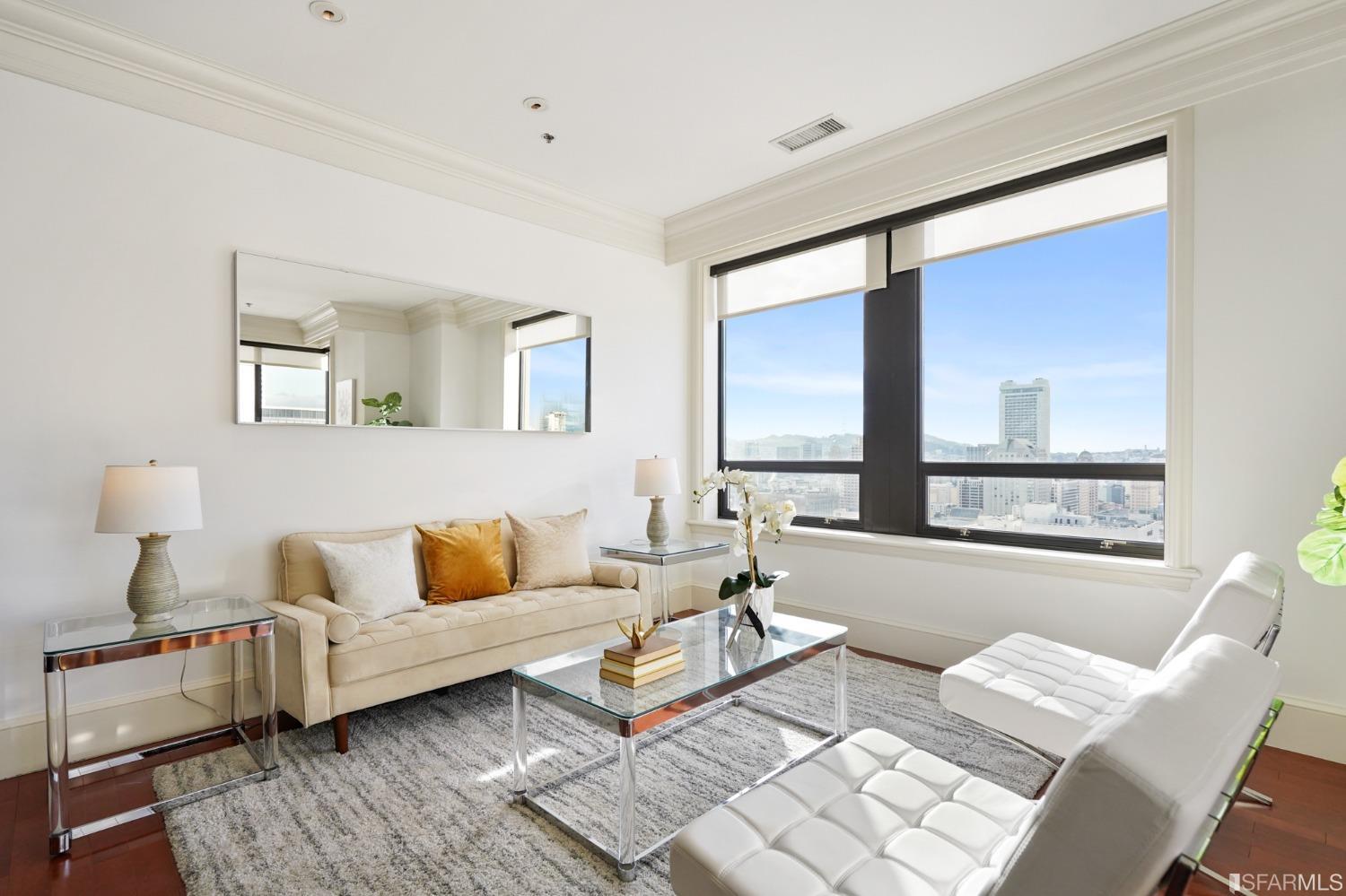 690 Market Street Unit: 2201