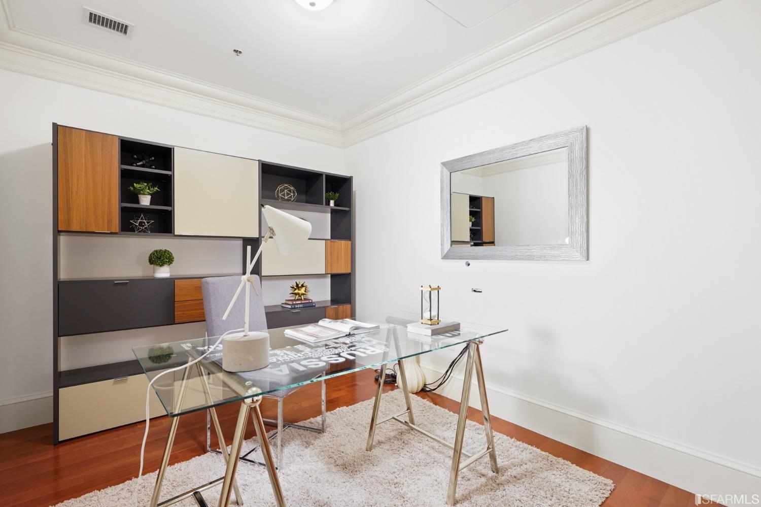690 Market Street Unit: 2201