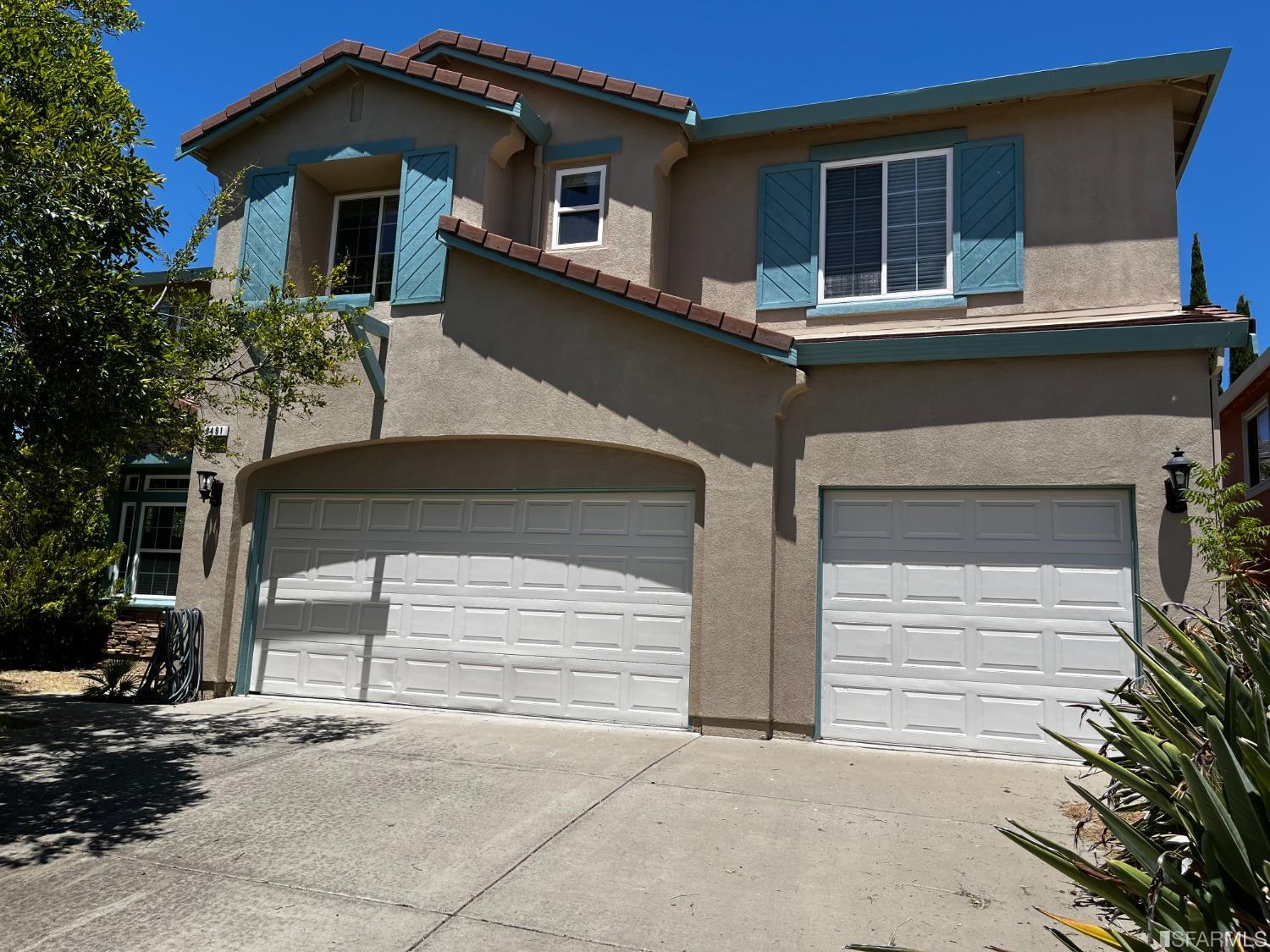2491 Mammoth Way