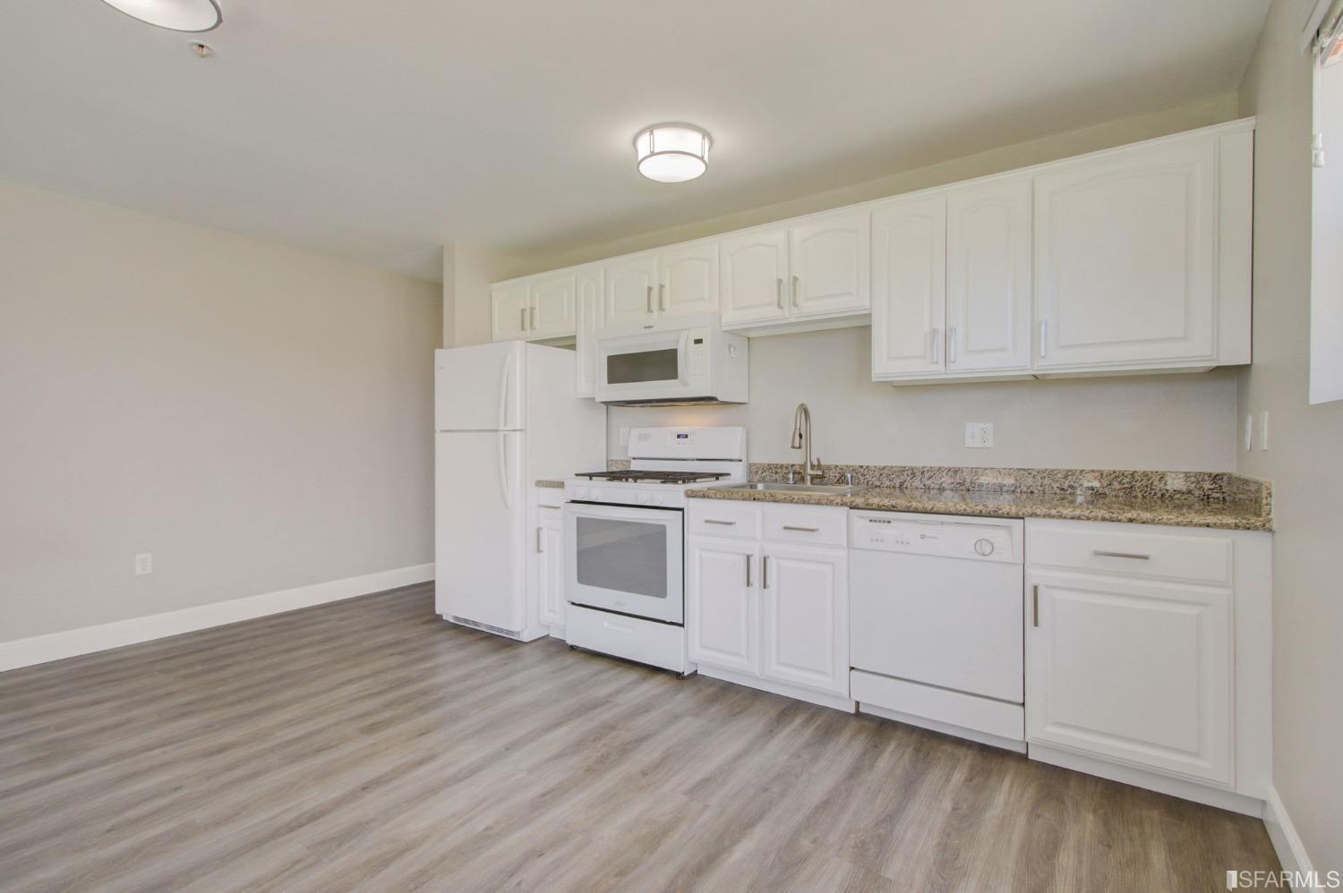 901 Bayshore Boulevard Unit: 405