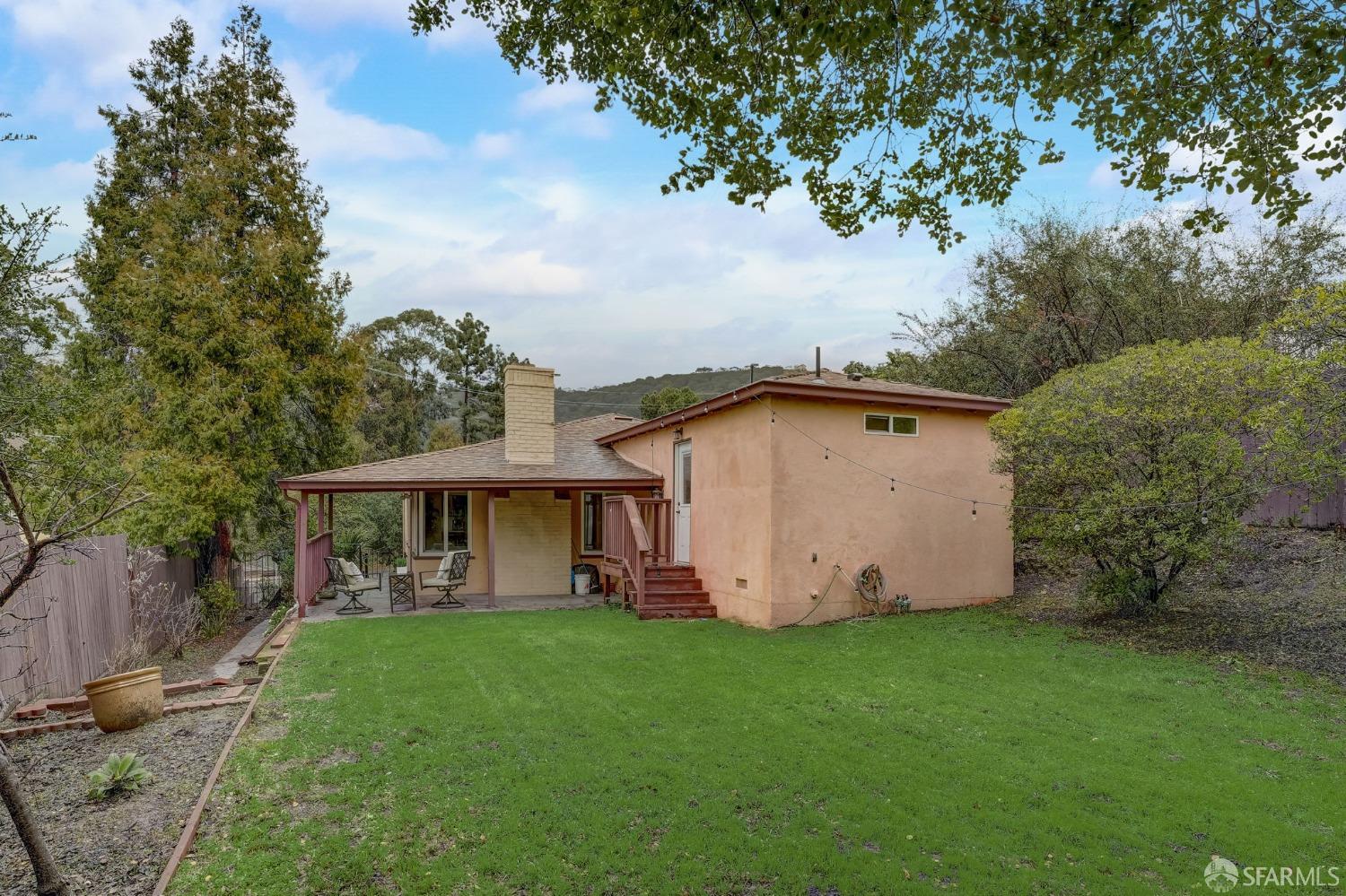 6101 Hillmont Drive