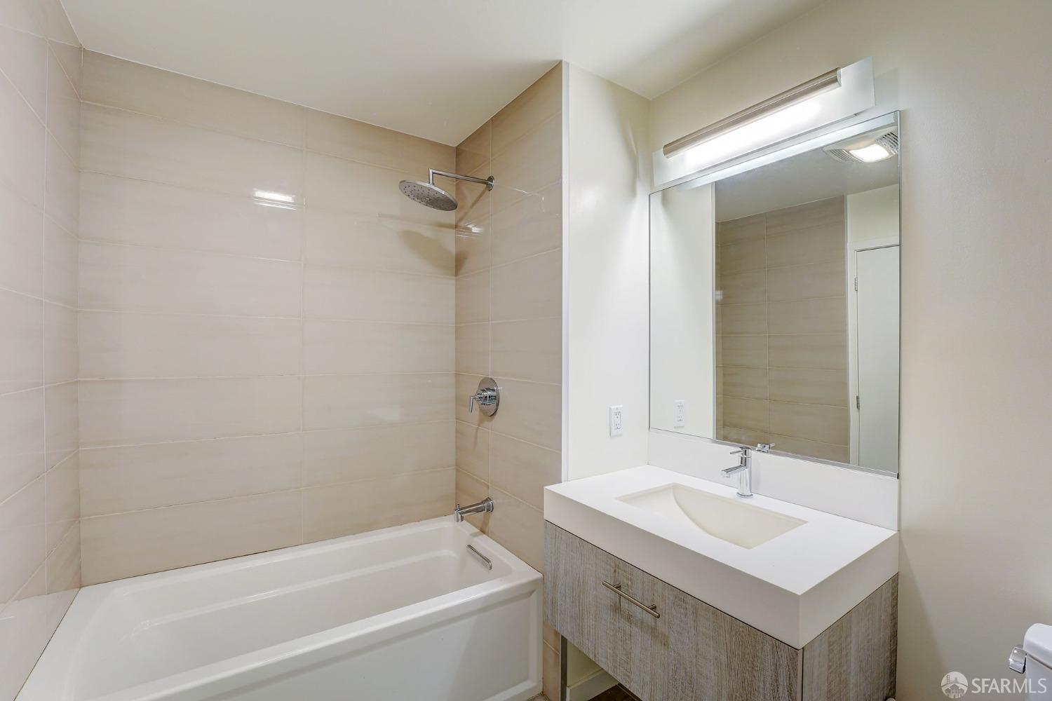 451 Donahue Street # 304