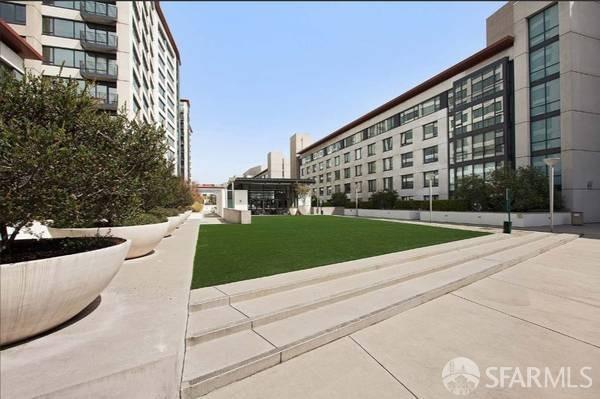 260 King Street # 861