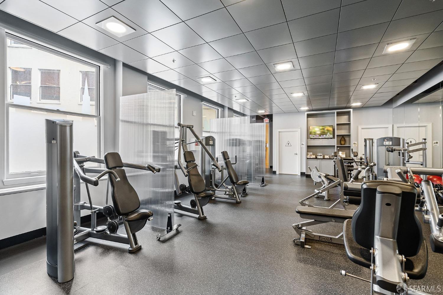 690 Market Street # 1605