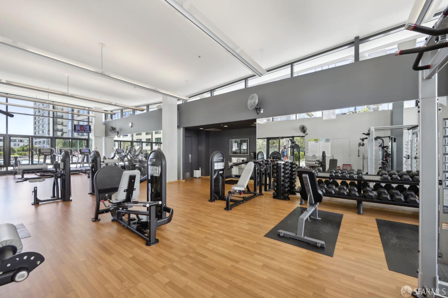 250 King Street # 1612