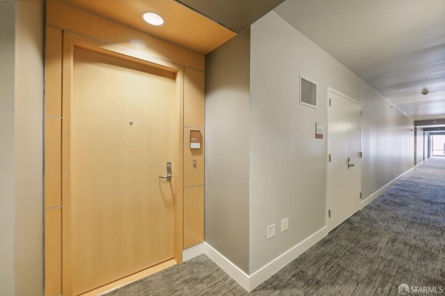 250 King Street # 1612