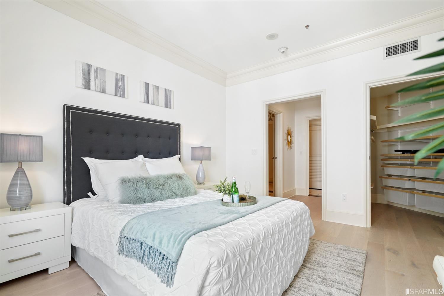 690 Market Street # 2201