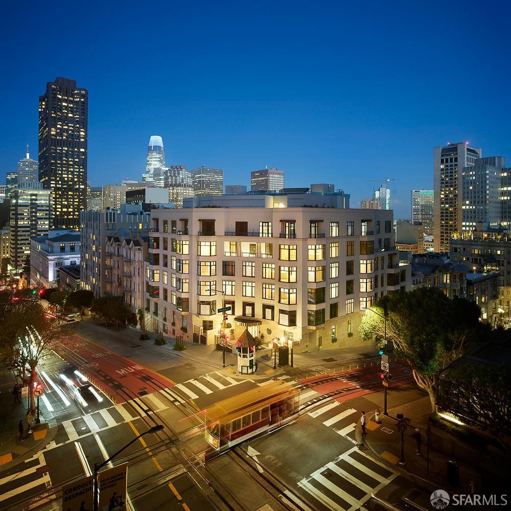 875 California Street # 1 Unit: PH 1