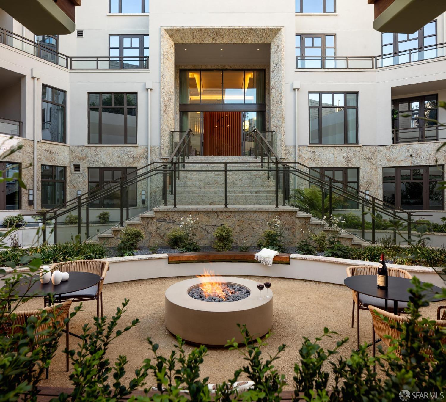 875 California Street # 1 Unit: PH 1