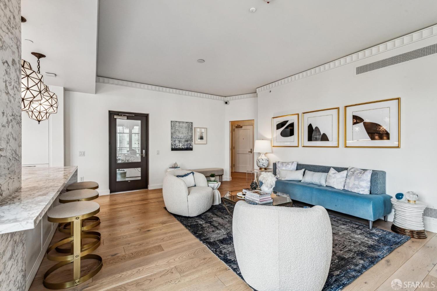 875 California Street # 1 Unit: PH 1