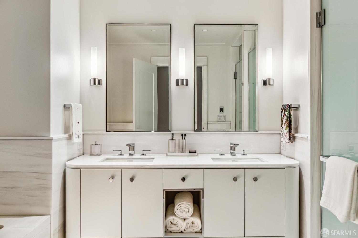 875 California Street # 1 Unit: PH 1