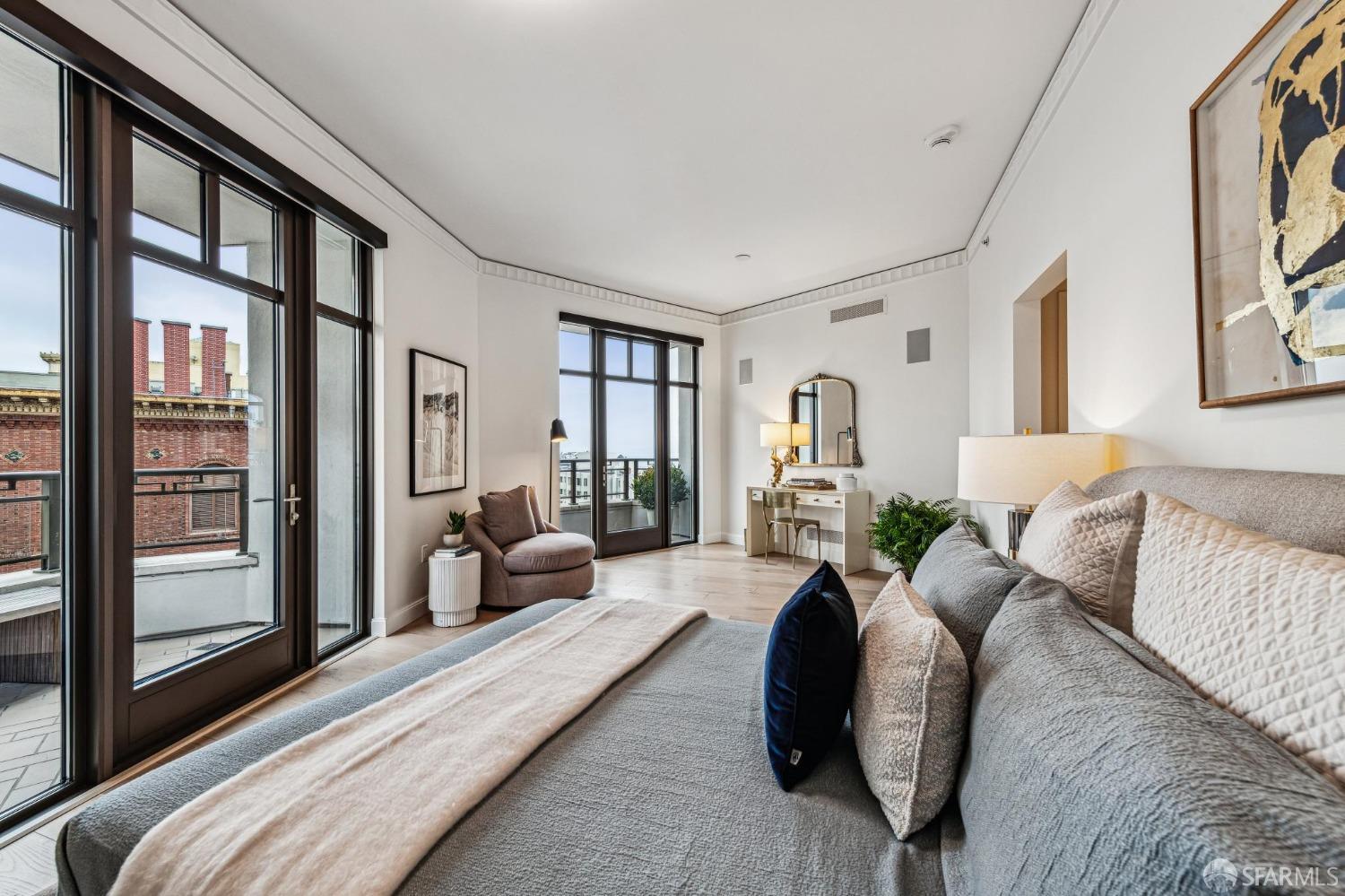 875 California Street # 1 Unit: PH 1