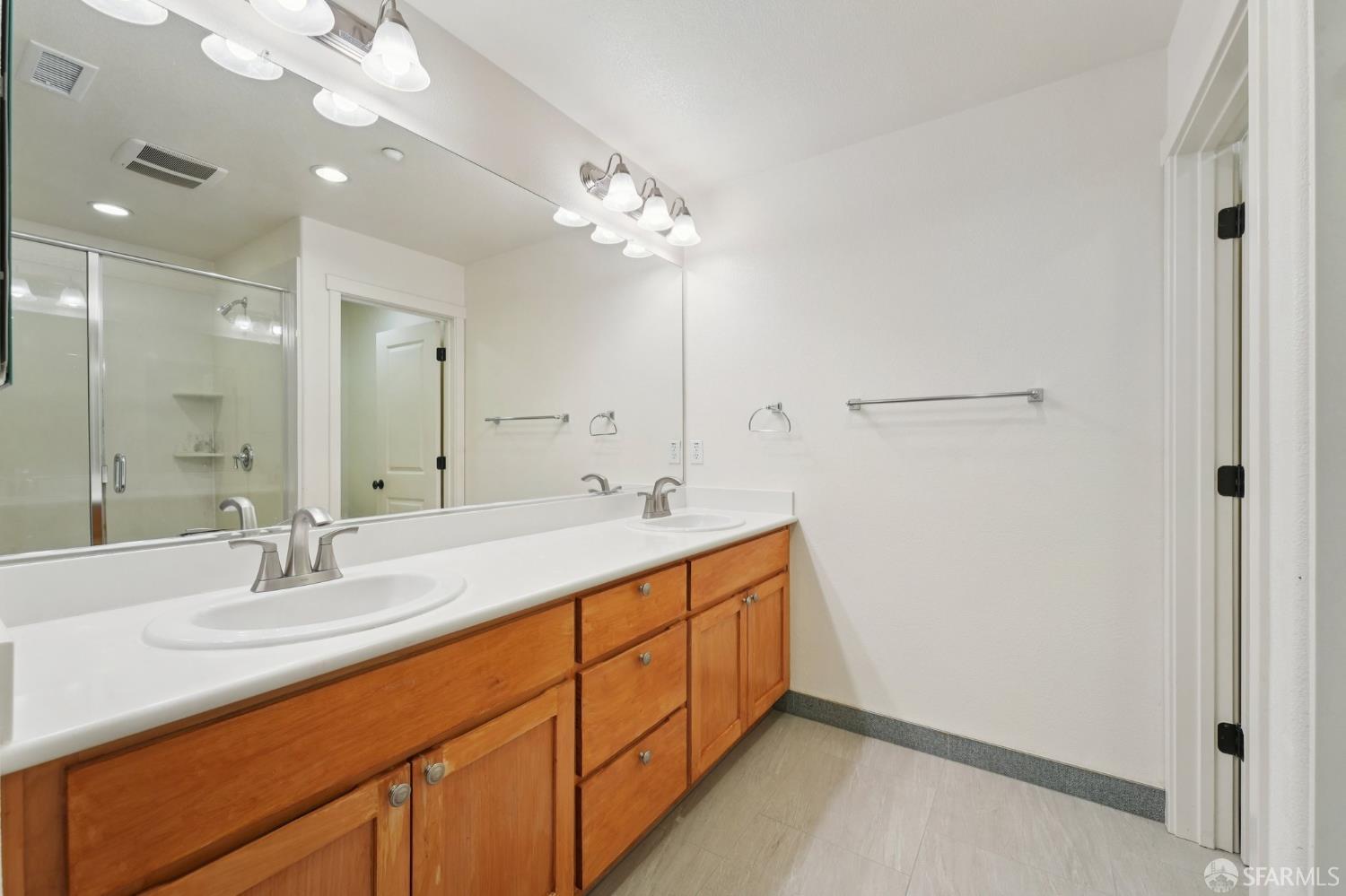 104 Diamond Cove Terrace