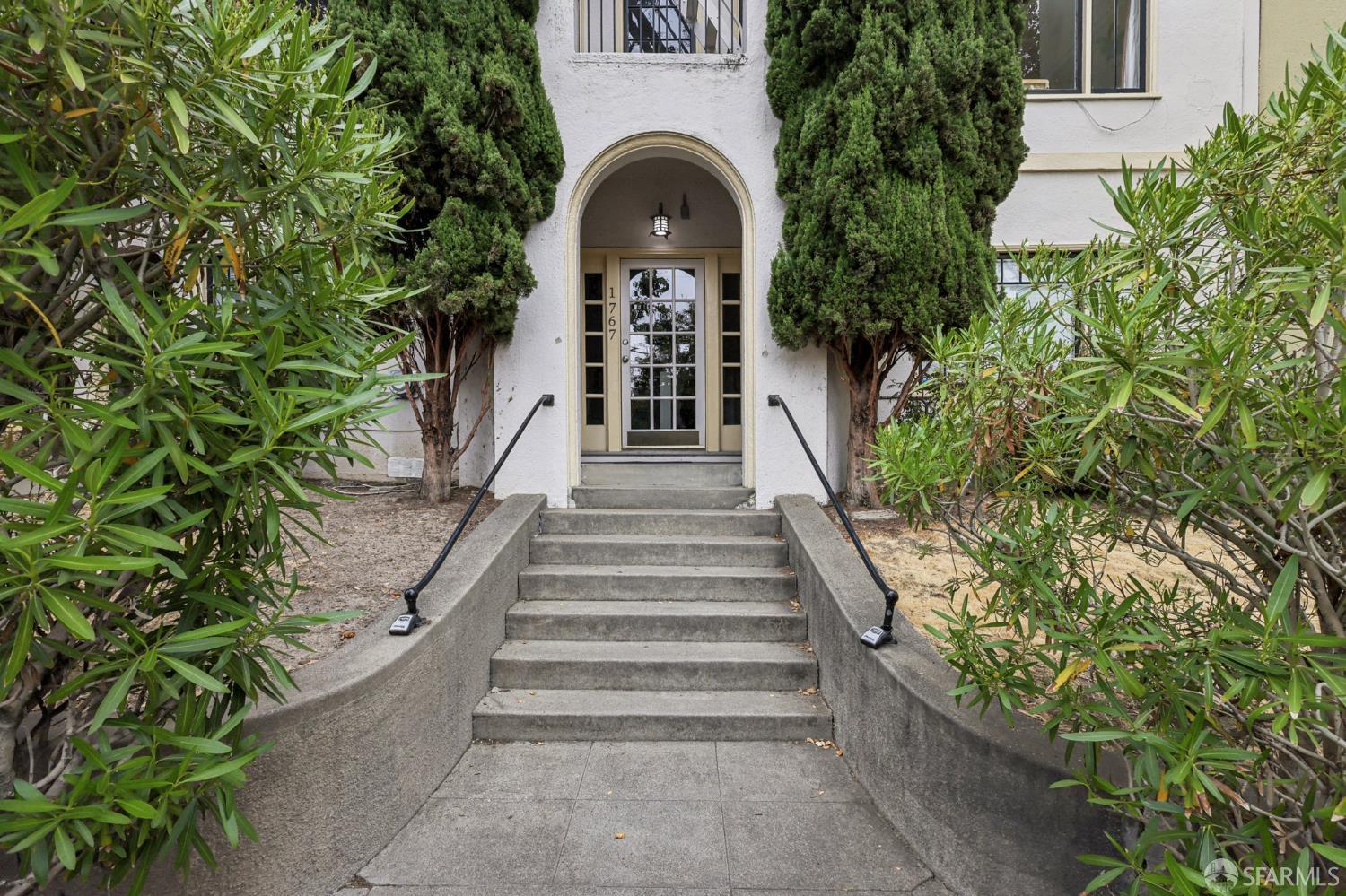1767 Euclid Avenue # 4