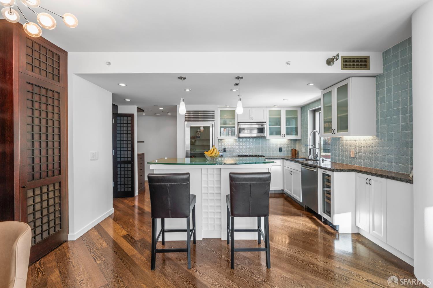 333 1st Street # N1404