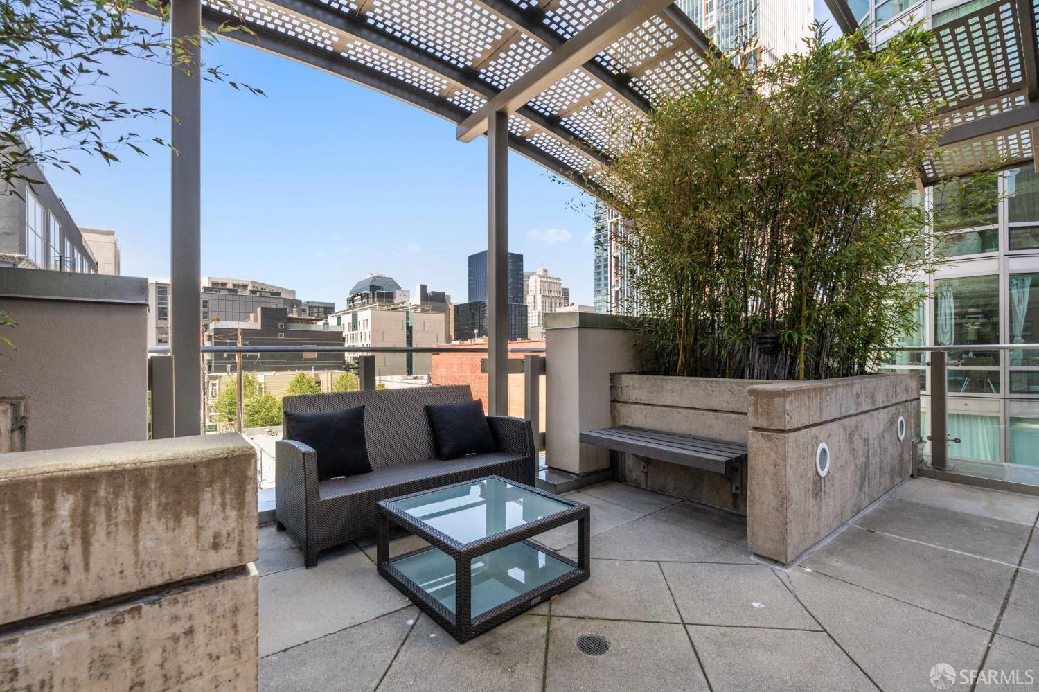 333 1st Street # N1404