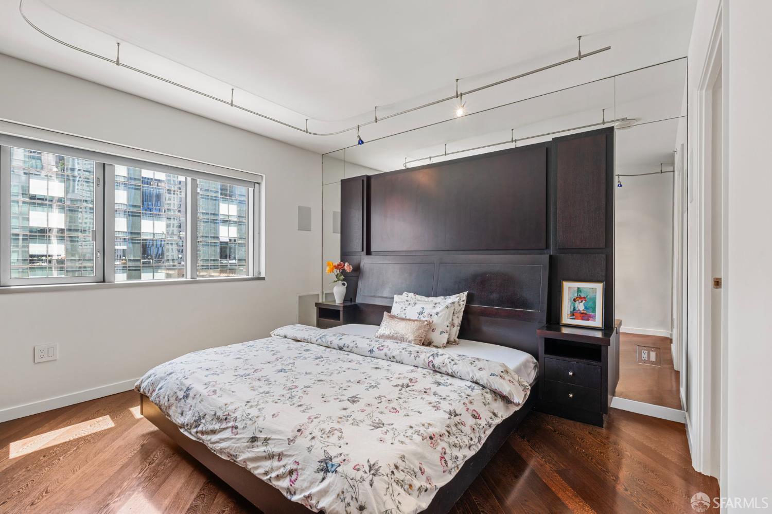 333 1st Street # N1404