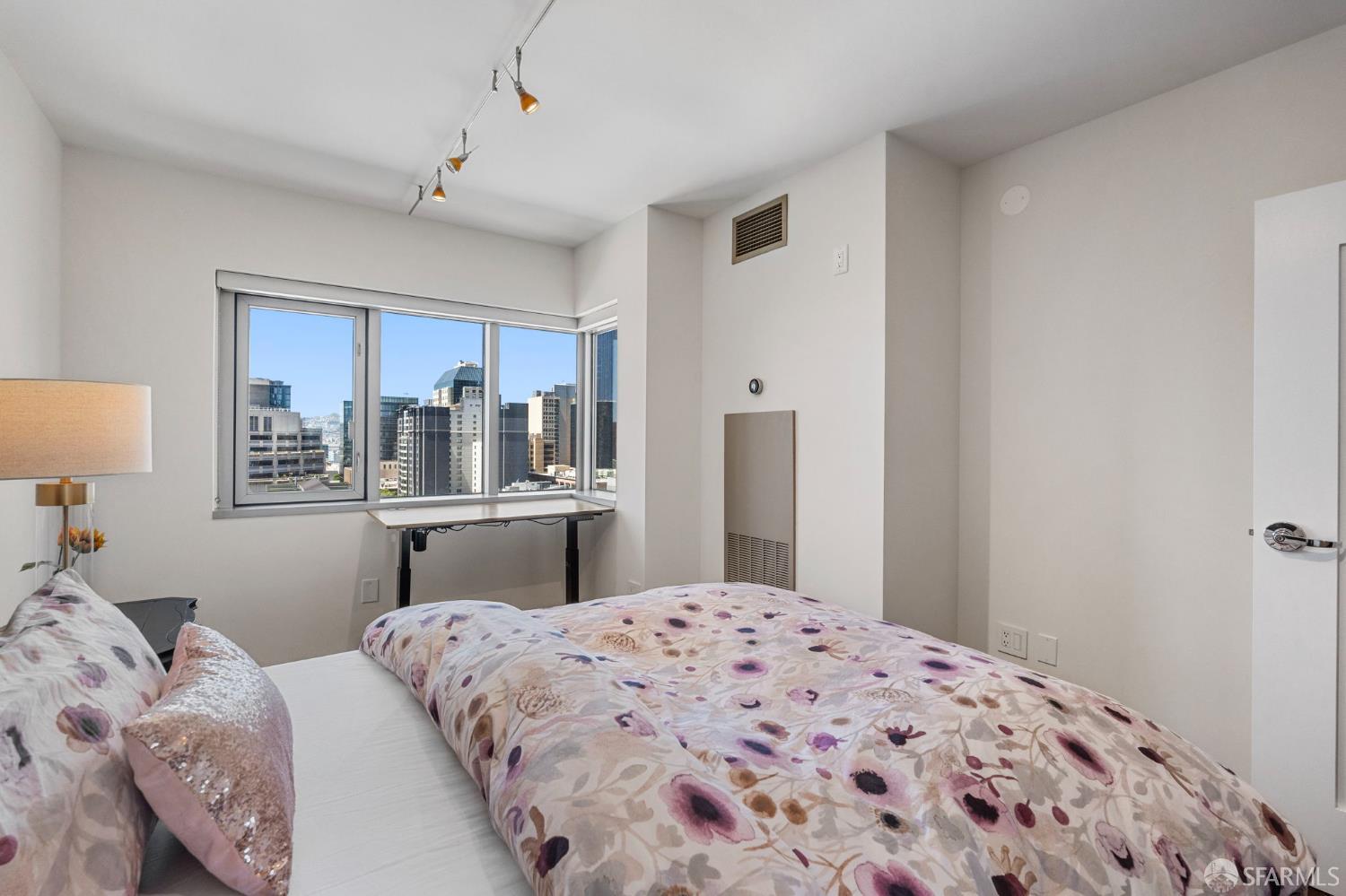 333 1st Street # N1404