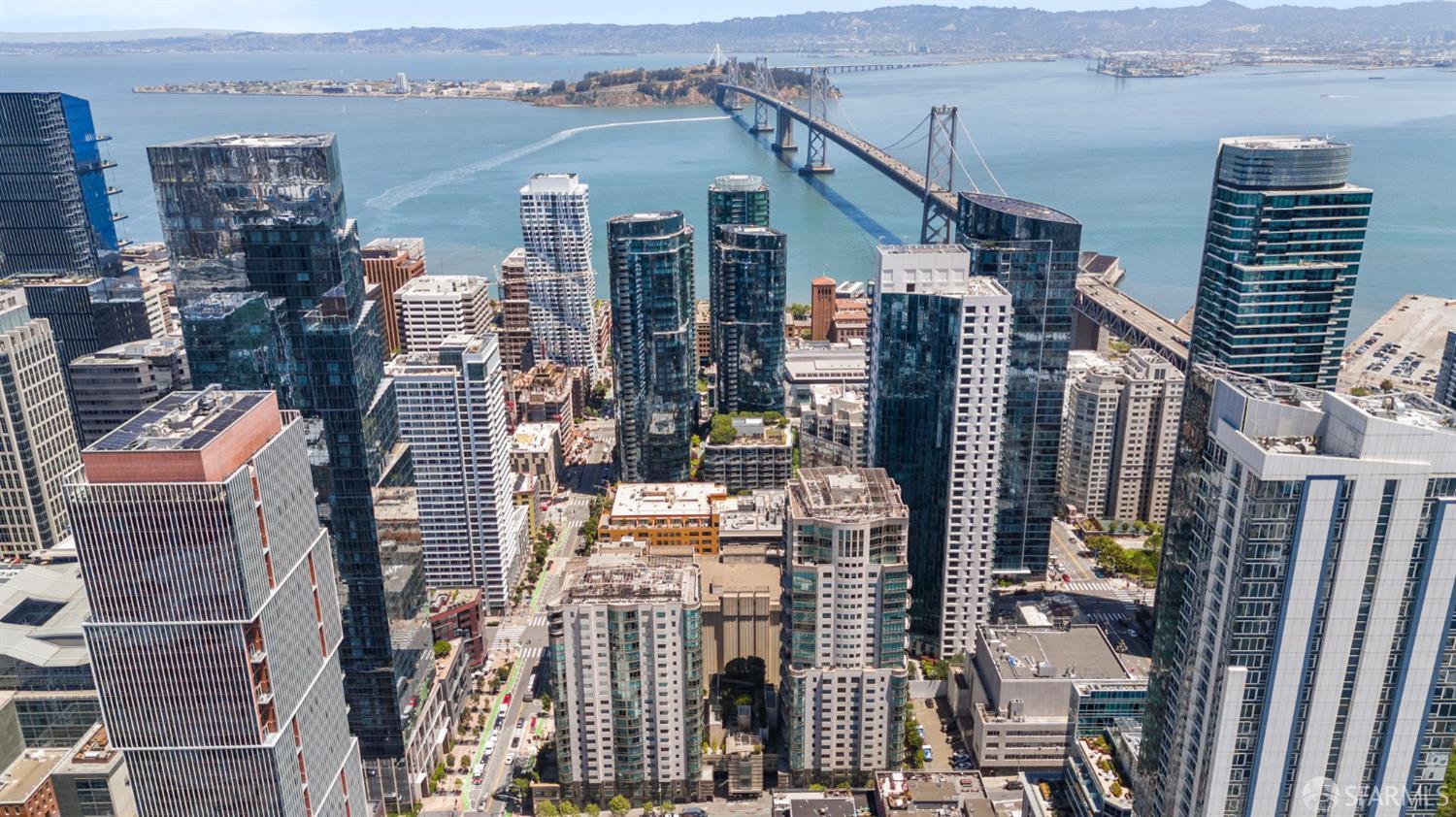 333 1st Street # N1404