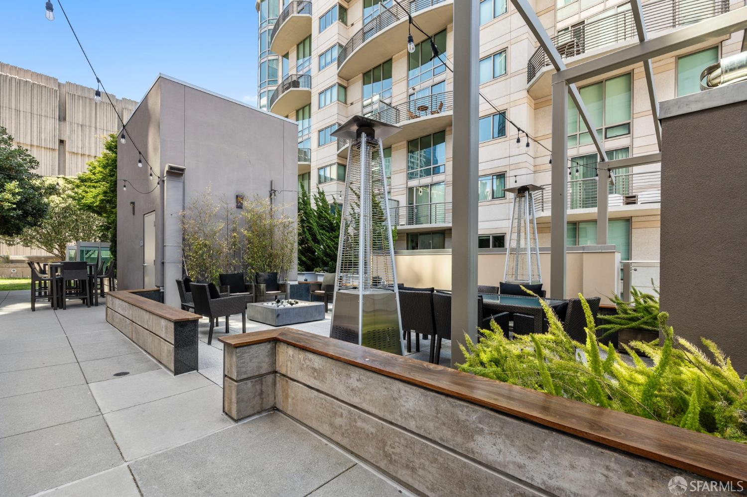 333 1st Street # N1404