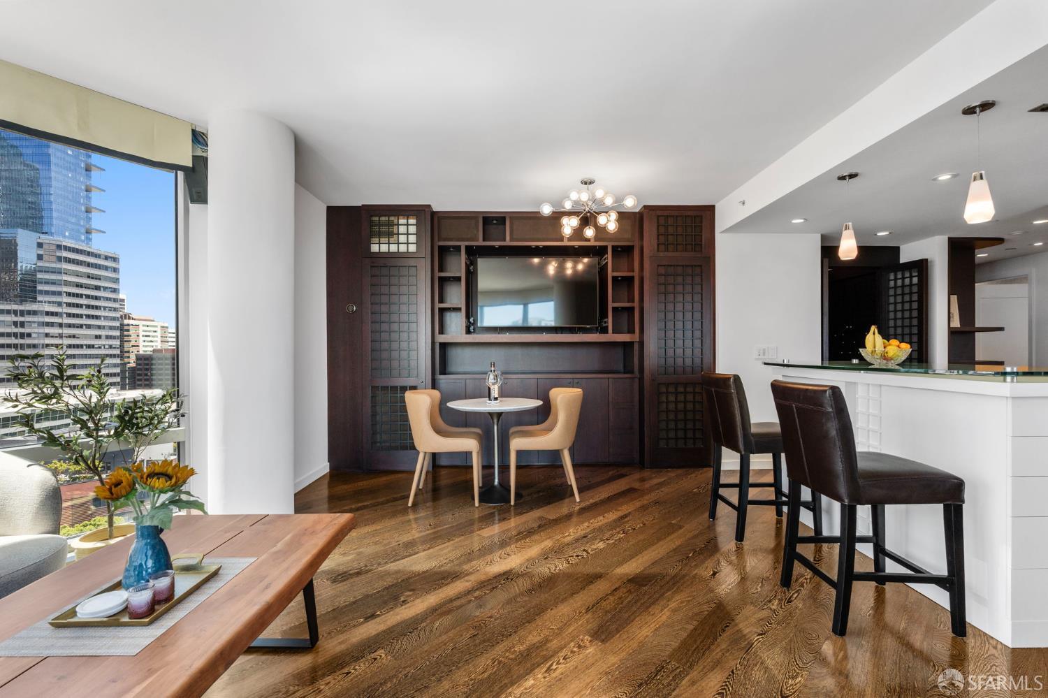 333 1st Street # N1404