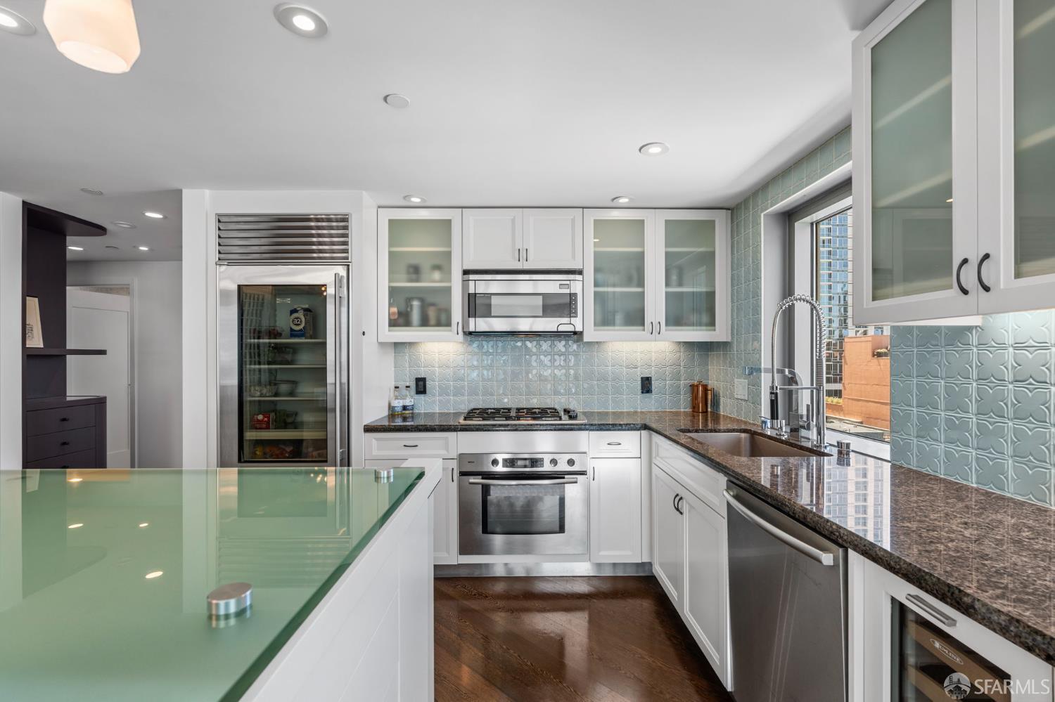 333 1st Street # N1404