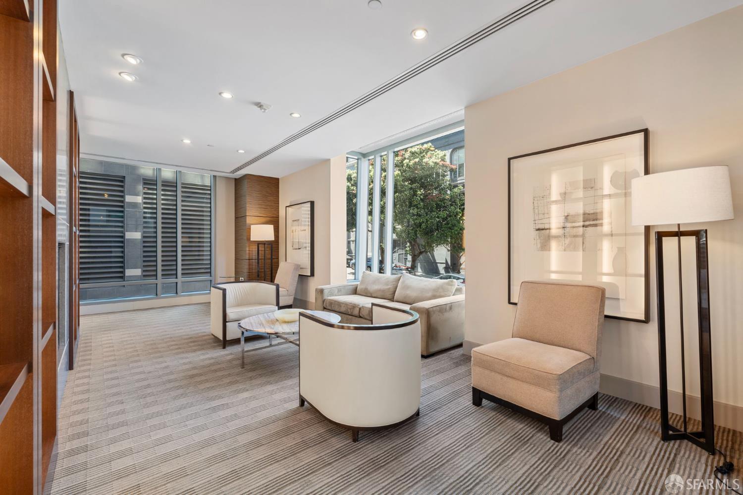 333 1st Street # N1404