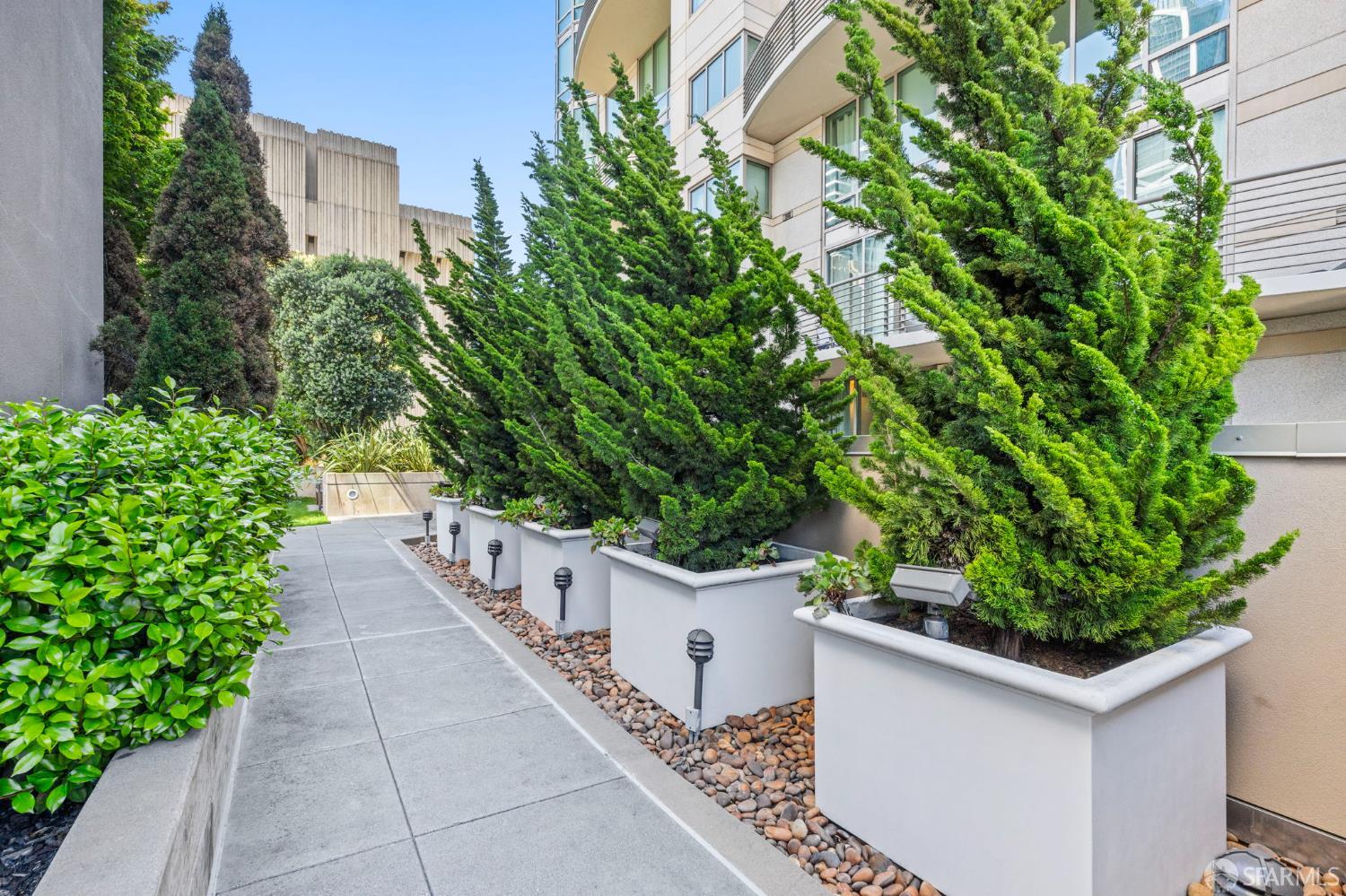 333 1st Street # N1404