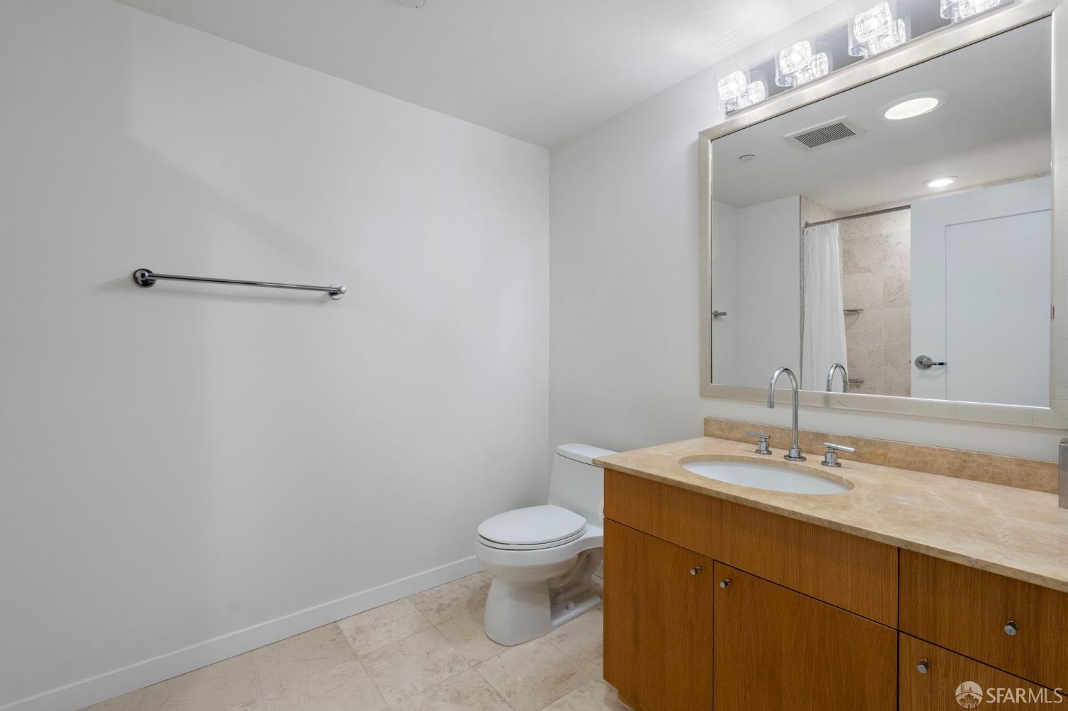 333 1st Street # N1404