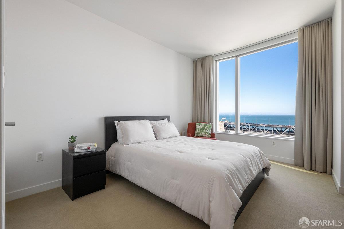 301 Main Street # 24F