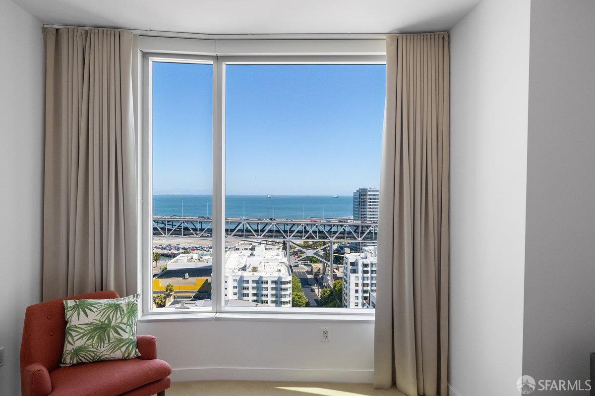 301 Main Street # 24F