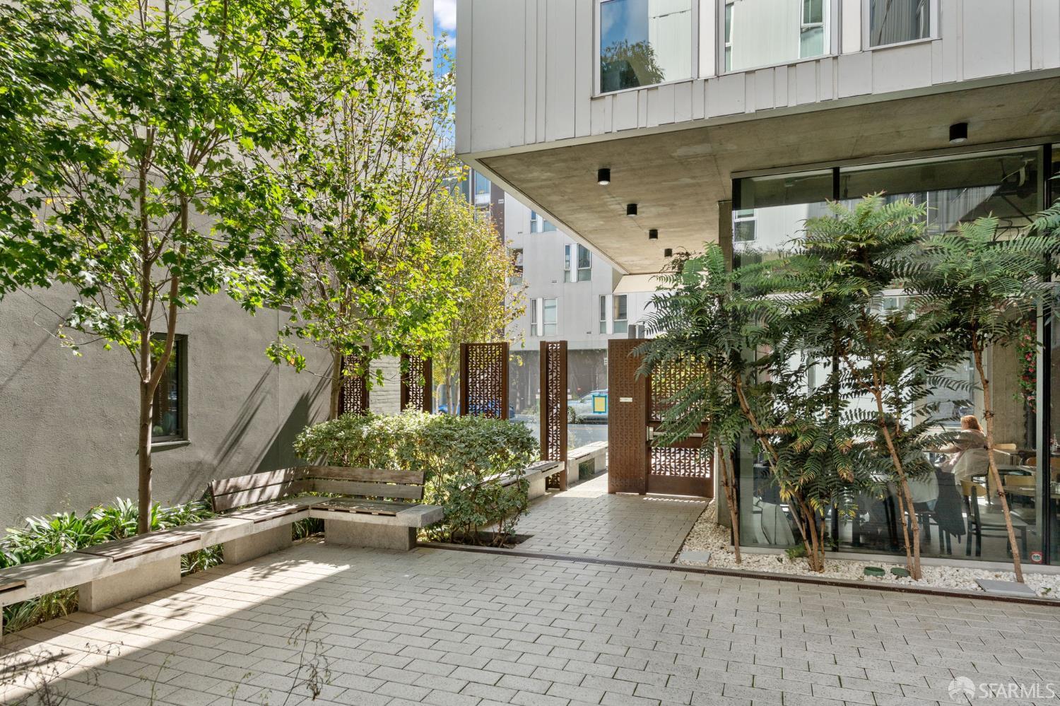 388 Fulton Street # 208