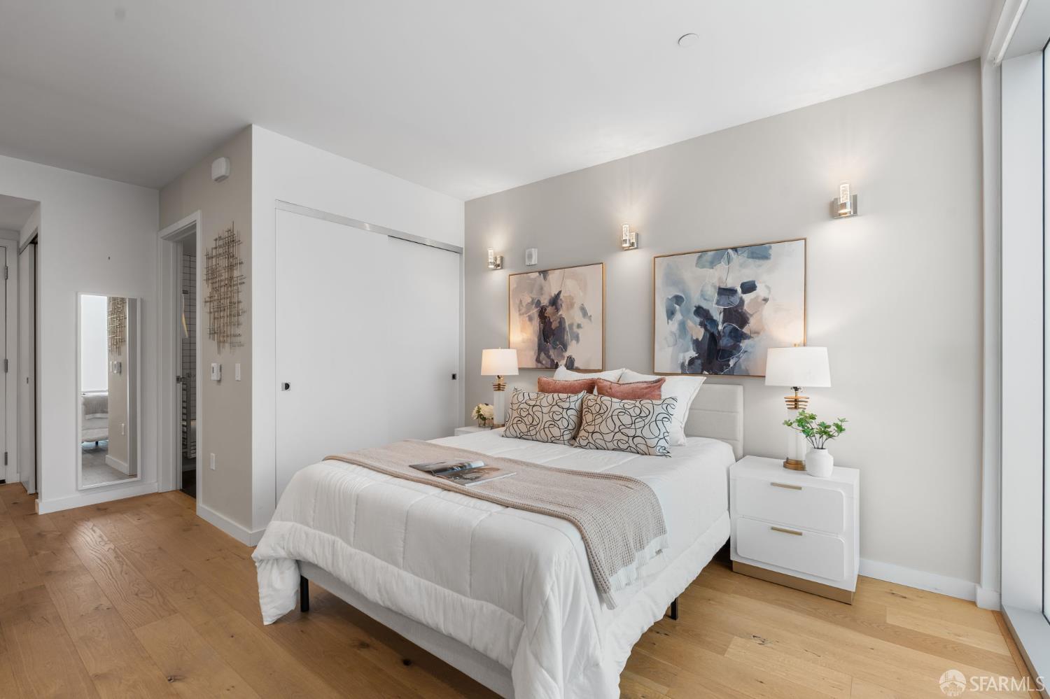 388 Fulton Street # 208