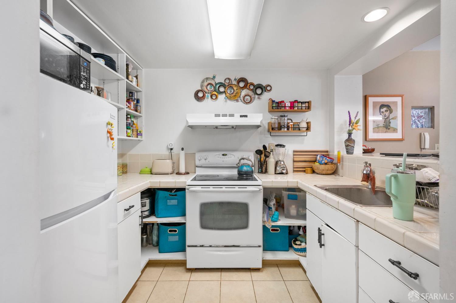 1523-1525 10th Avenue