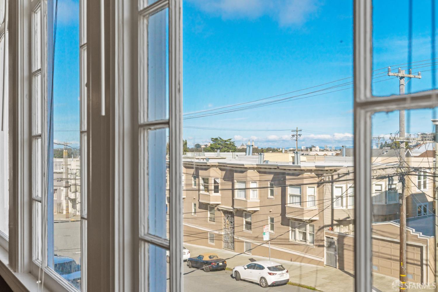 1523-1525 10th Avenue