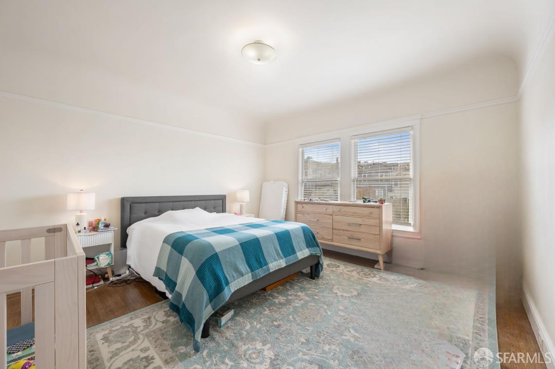 1523-1525 10th Avenue