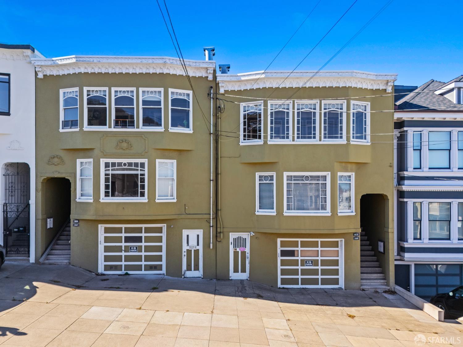 1523-1525 10th Avenue