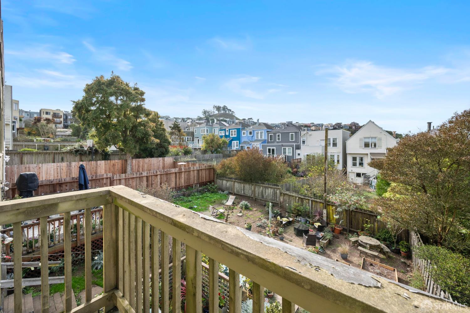 1523-1525 10th Avenue