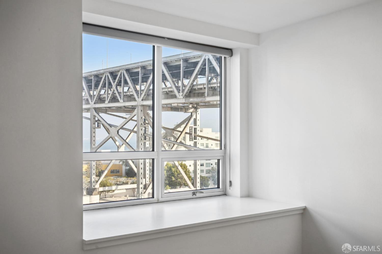 400 Beale Street # 907