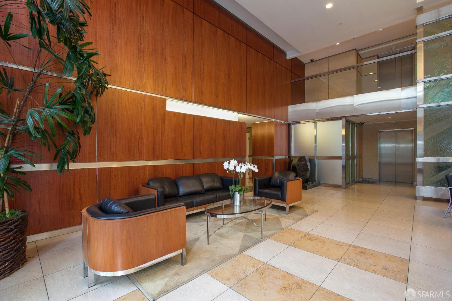 400 Beale Street # 907