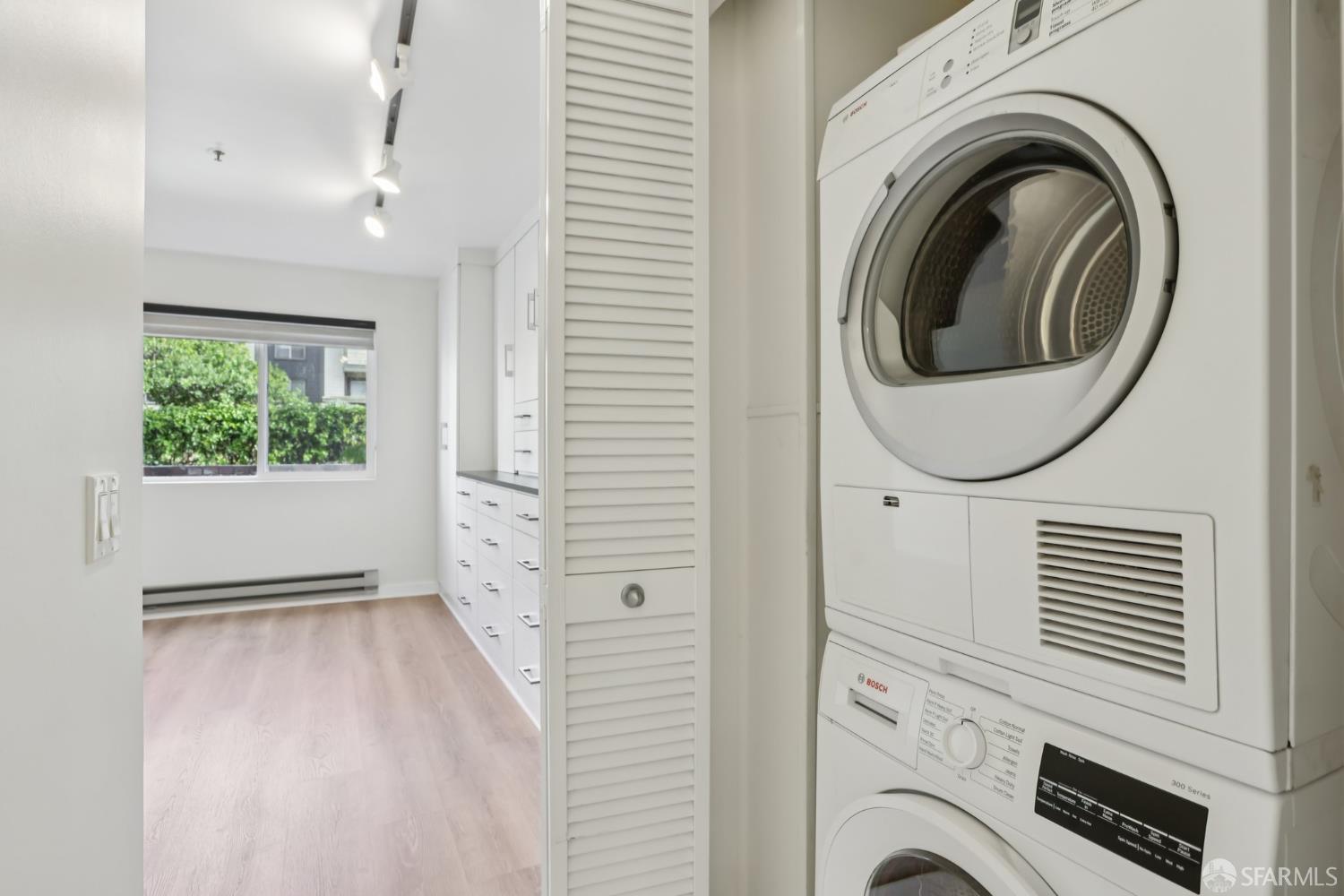 6400 Christie Avenue # 4122