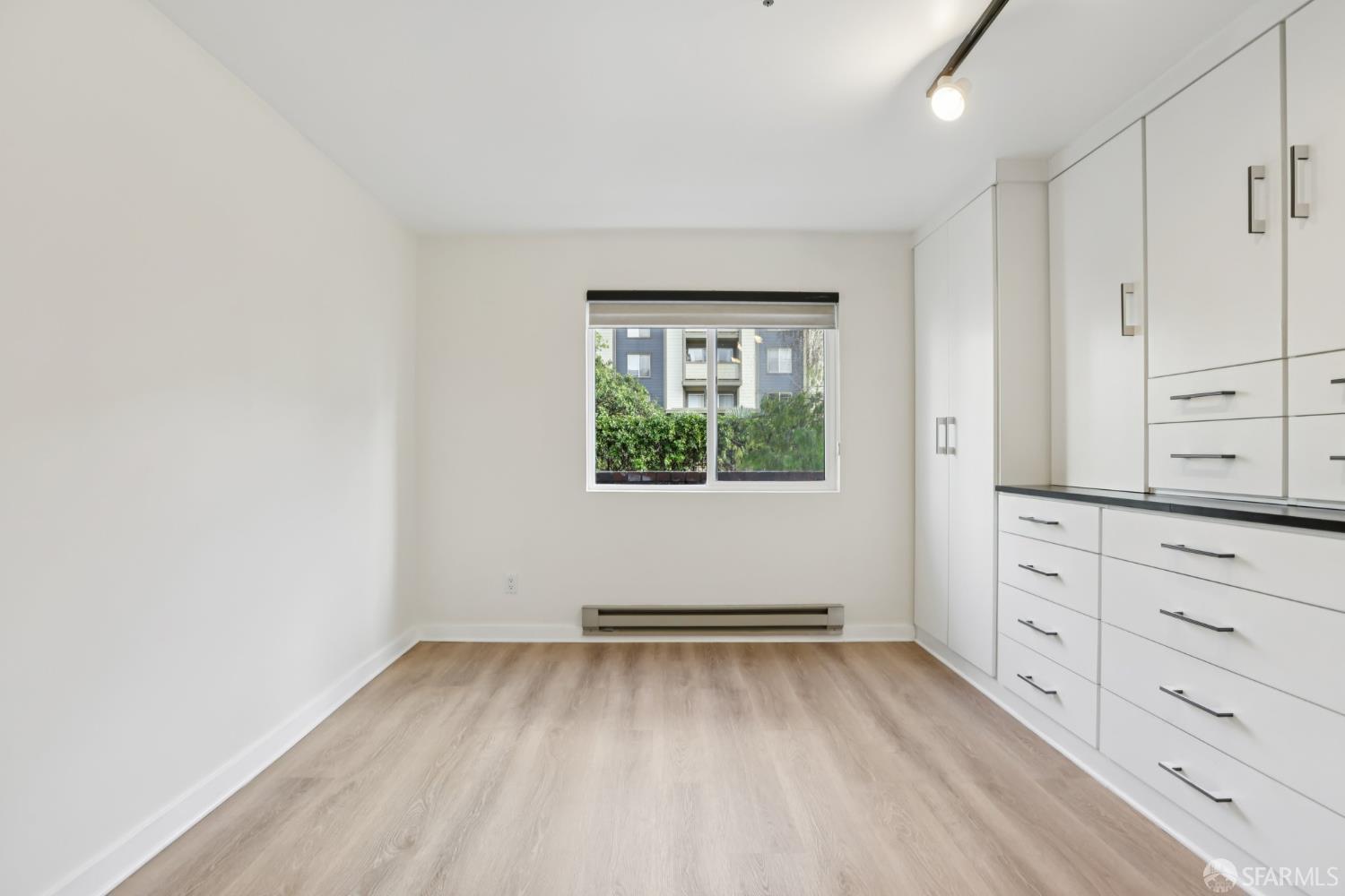 6400 Christie Avenue # 4122