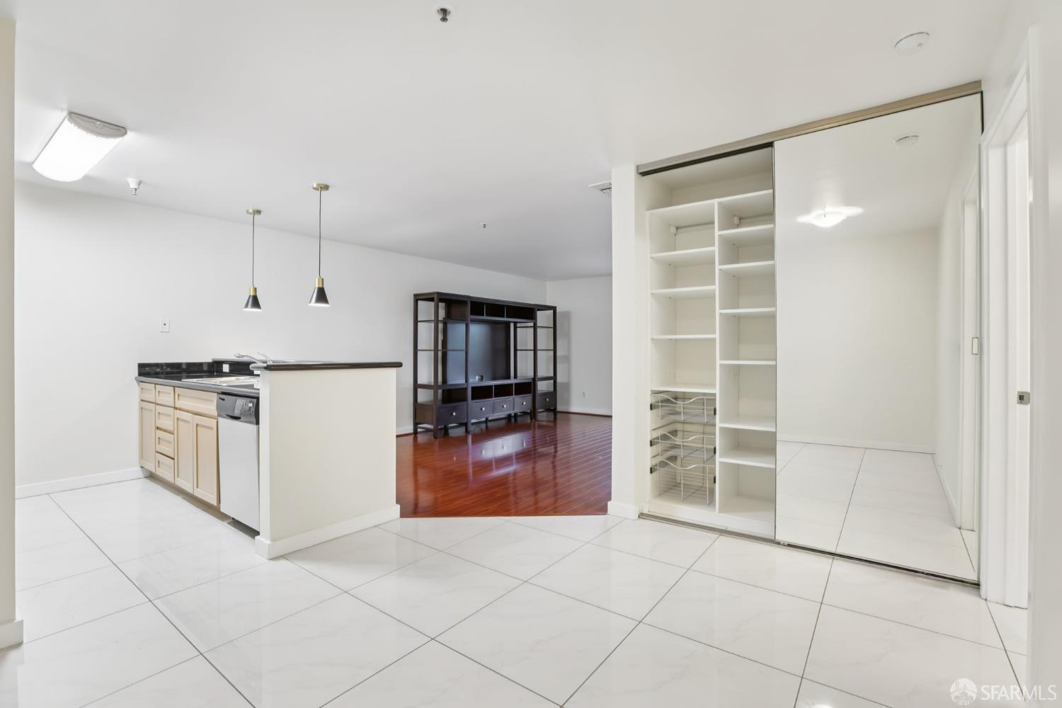 6400 Christie Avenue # 4122