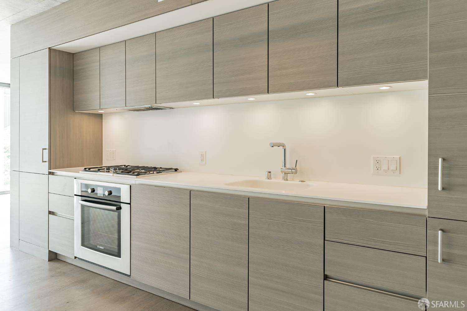 8 Octavia Street # 505